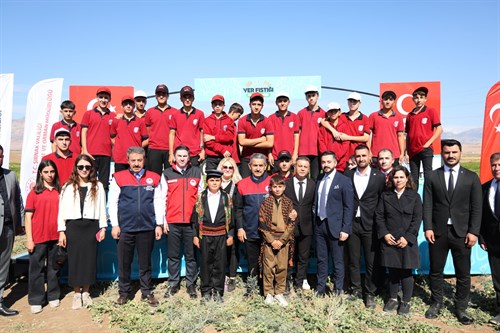 Silopi Yerfıstığı Hasat Şenliği Programı Gerçekleştirildi 