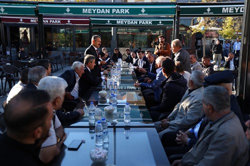 Valimiz Sayın Birol Ekici Cumhuriyet Meydanı’nda Şırnak'lı Çiftçilerimiz ve Vatandaşlarımız İle Bir Araya Geldi