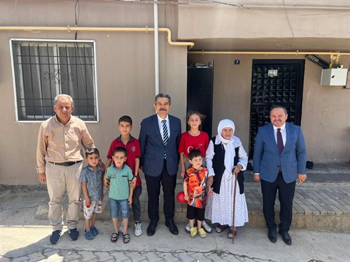 Valimiz Birol Ekici İl Müftüsü Orhan Örnek İle Birlikte Kemerli Köyü Muhtarı Abdulgafur Hanedan'ı Ziyaret Etti