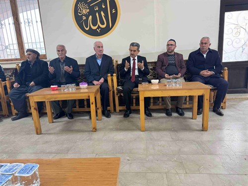 Valimiz Birol Ekici Merhume Sacide Tatar'ın Acar Taziye Evinde Düzenlenen Taziyesine Katıldı 